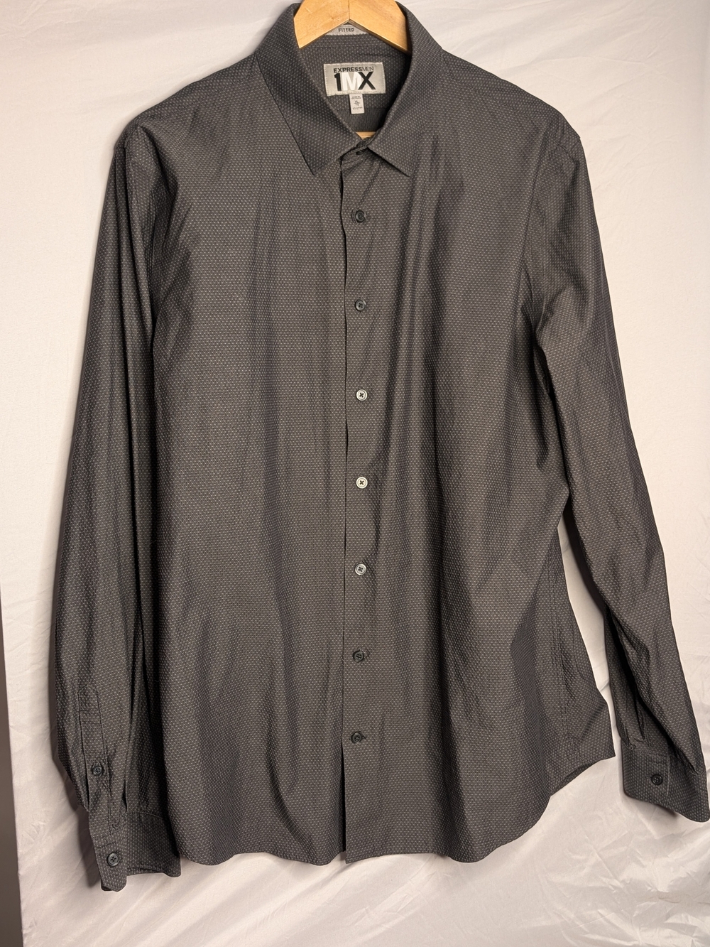 Express 1MX Men’s XL Fitted Gray Micro Men’s Dark Gray Patterned Button-Up Shirt